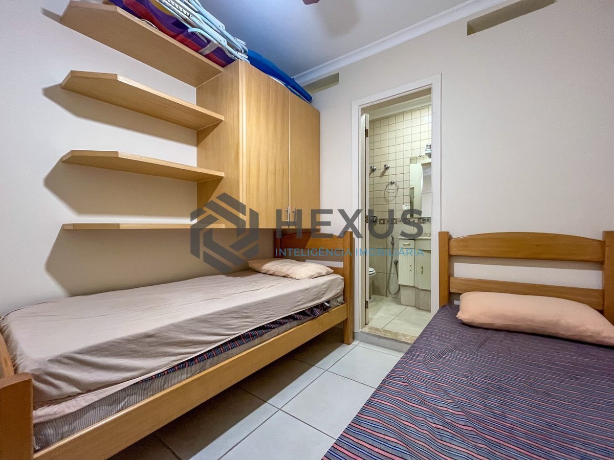 Foto 18 de Apartamento a uma quadra da Praia das Pitangueiras, Guaruja