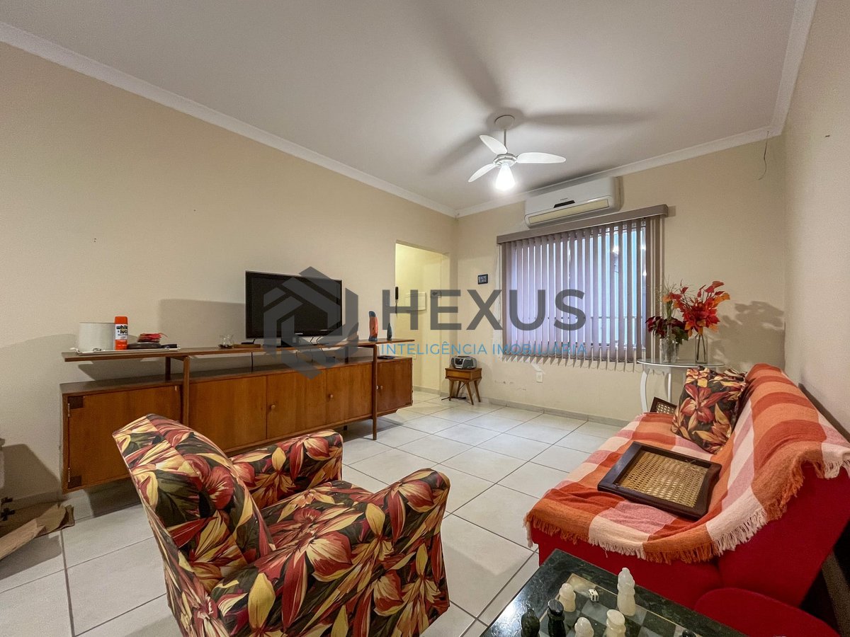 Foto 4 de Apartamento a uma quadra da Praia das Pitangueiras, Guaruja
