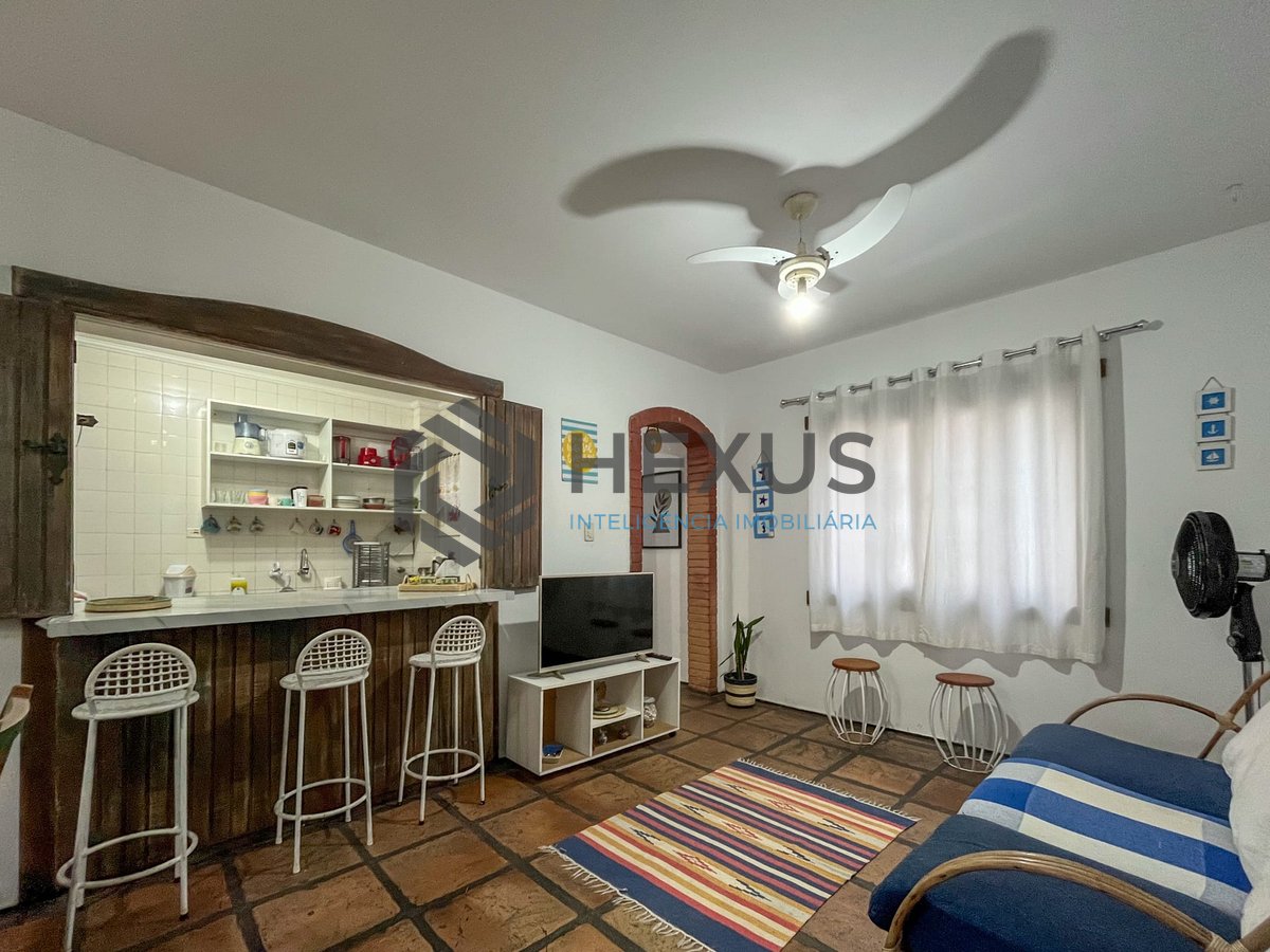 Foto 3 de Apartamento a uma quadra da Praia das Pitangueiras, Guaruja
