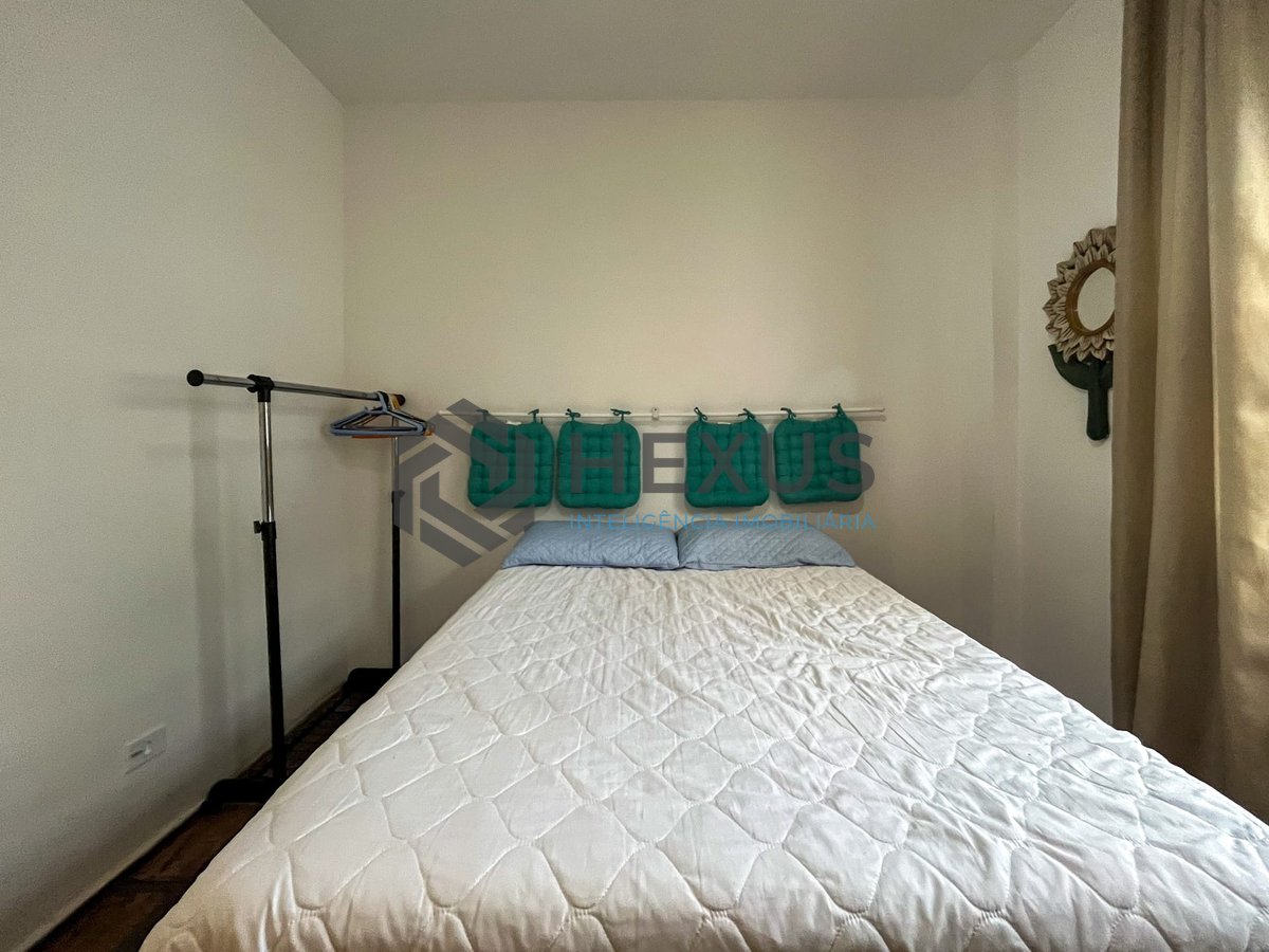 Foto 10 de Apartamento a uma quadra da Praia das Pitangueiras, Guaruja