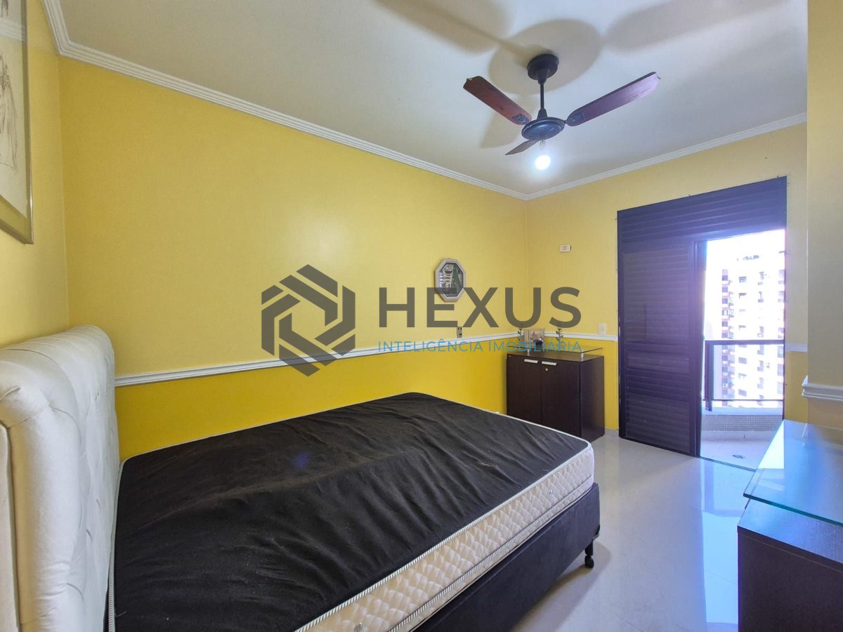 Foto 12 de Apartamento com varanda e lazer na Praia das Pitangueiras, Guaruja