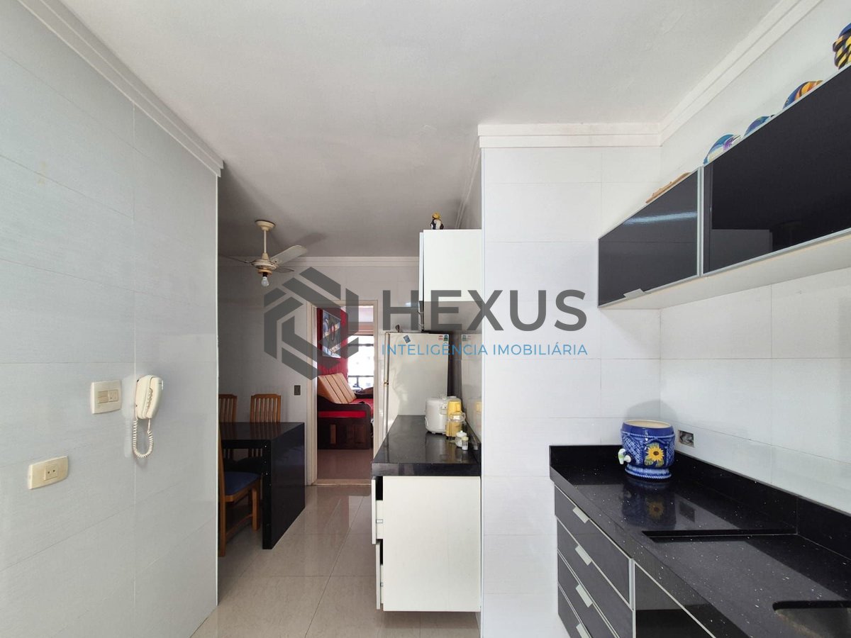 Foto 24 de Apartamento com varanda e lazer na Praia das Pitangueiras, Guaruja