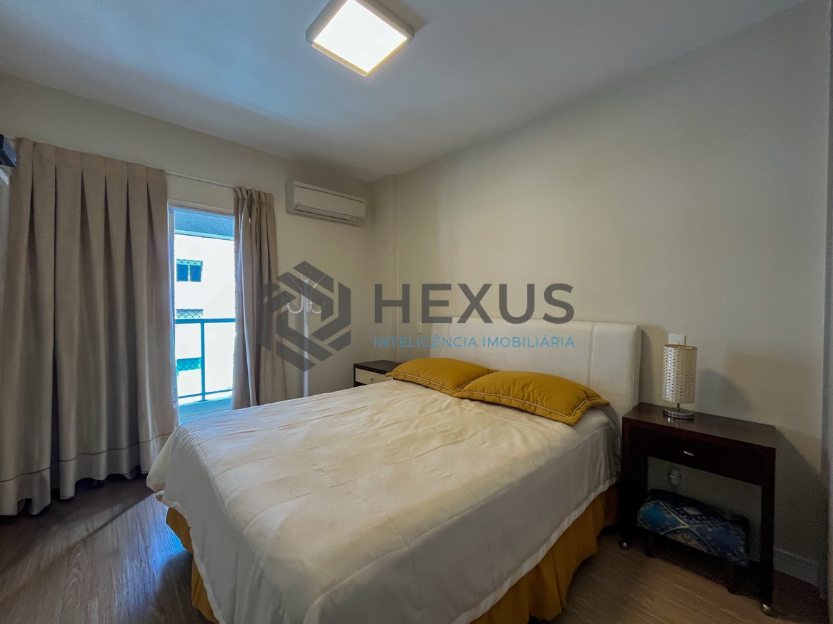 Foto 19 de Apartamento com varanda, vista mar e lazer na beira mar da Praia das Pitangueiras, Guaruja