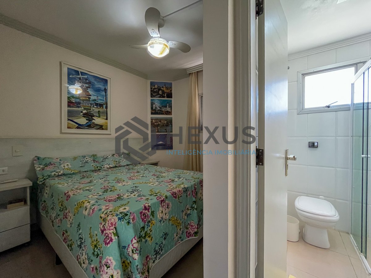Foto 18 de Apartamento com varanda, lazer e vista mar na beira mar da Praia das Pitangueiras, Guaruja