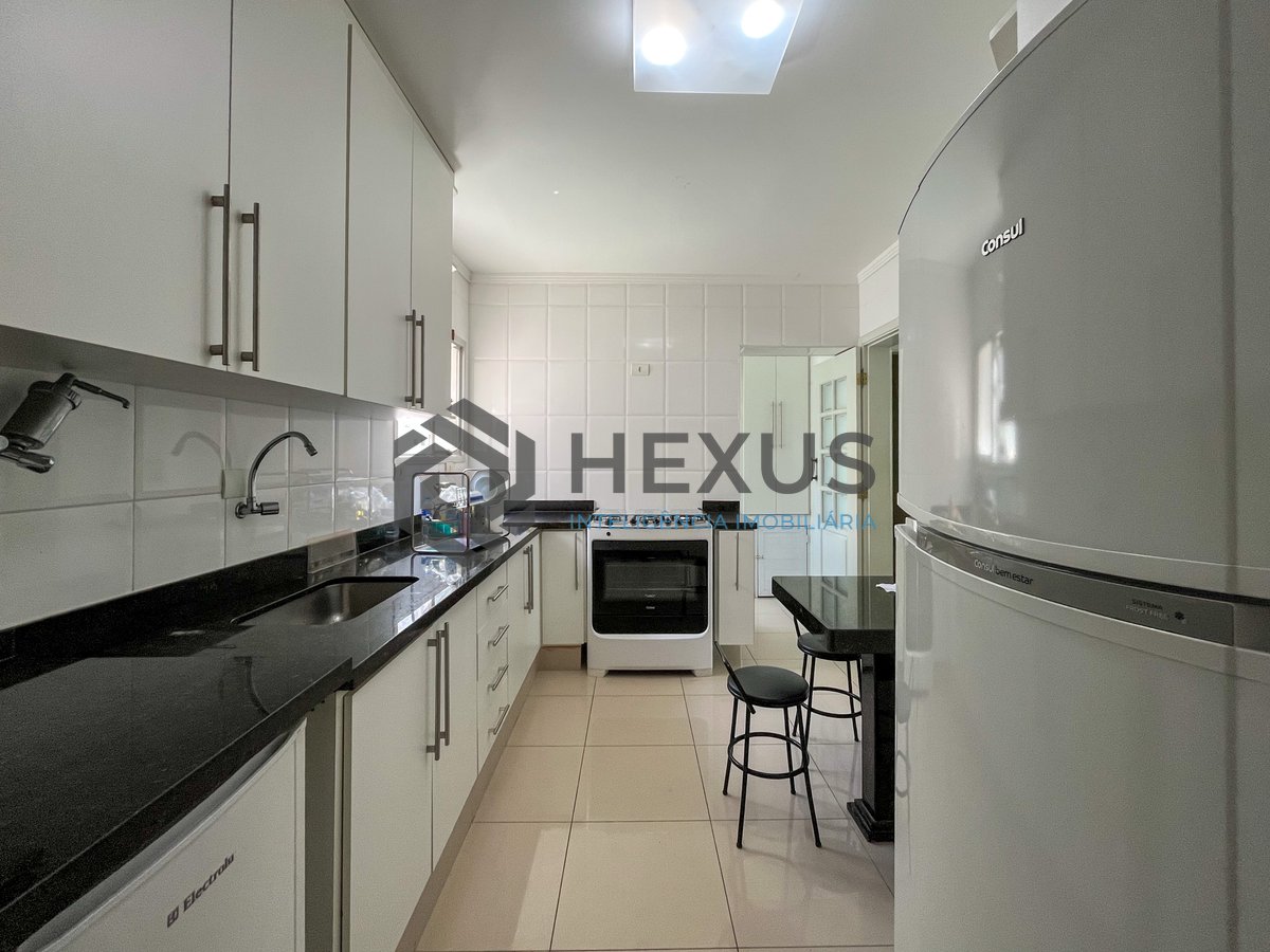Foto 28 de Apartamento com varanda, lazer e vista mar na beira mar da Praia das Pitangueiras, Guaruja