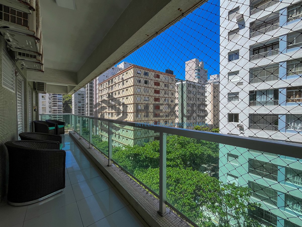 Foto 7 de Apartamento com varanda, lazer e vista mar na beira mar da Praia das Pitangueiras, Guaruja