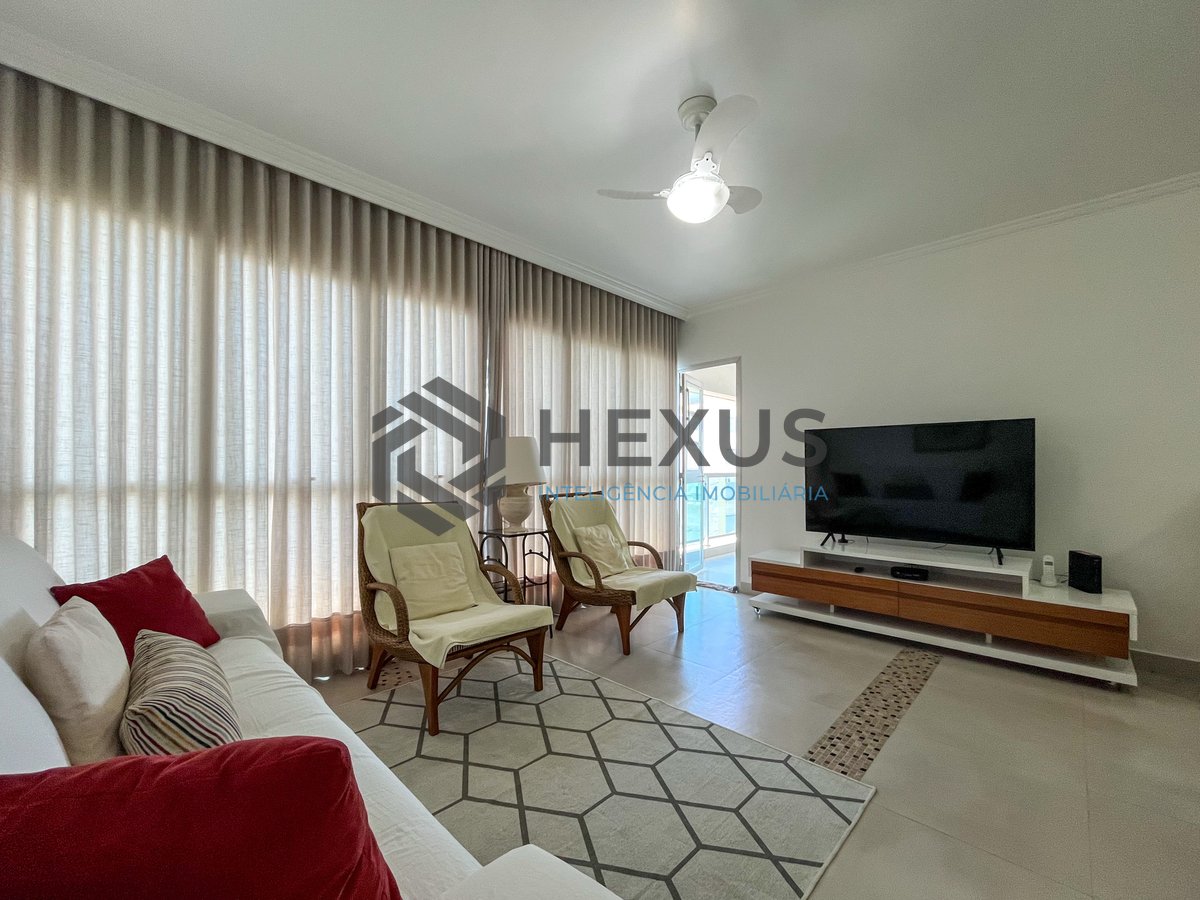 Foto 2 de Apartamento com varanda, lazer e vista mar na quadra mar da Praia das Pitangueiras, Guaruja
