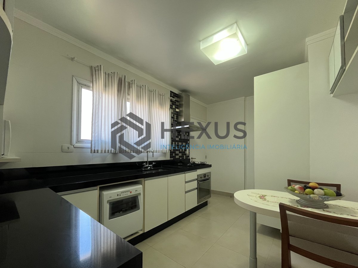 Foto 25 de Apartamento com varanda, lazer e vista mar na quadra mar da Praia das Pitangueiras, Guaruja