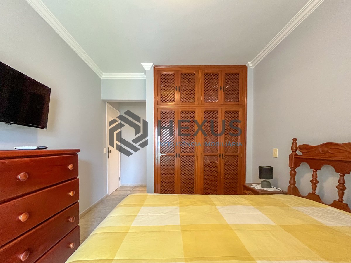 Foto 19 de Apartamento com varanda, lazer e vista mar na quadra mar da Praia das Pitangueiras, Guaruja