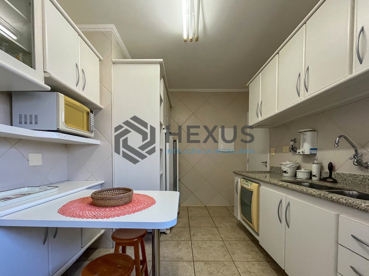 Foto 25 de Apartamento com varanda, lazer e vista mar na quadra mar da Praia das Pitangueiras, Guaruja