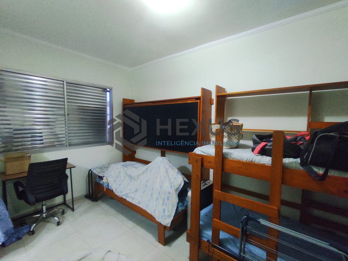 Foto 14 de Apartamento reformado e mobiliado na Praia da Enseada, Guaruja