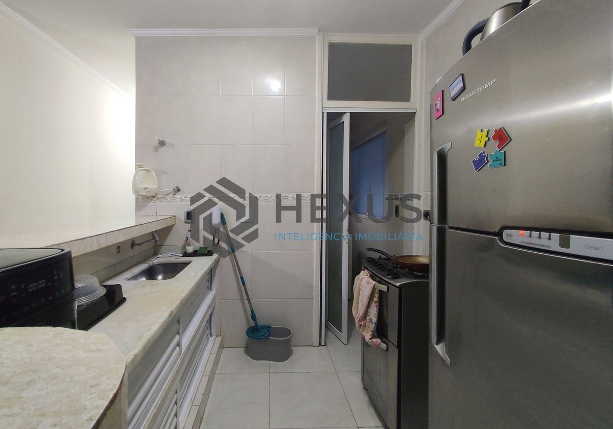 Foto 15 de Apartamento reformado e mobiliado na Praia da Enseada, Guaruja