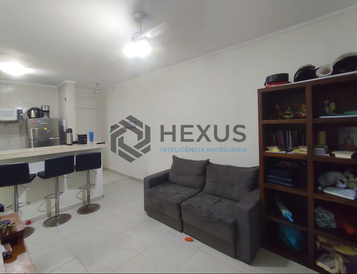 Foto 4 de Apartamento reformado e mobiliado na Praia da Enseada, Guaruja