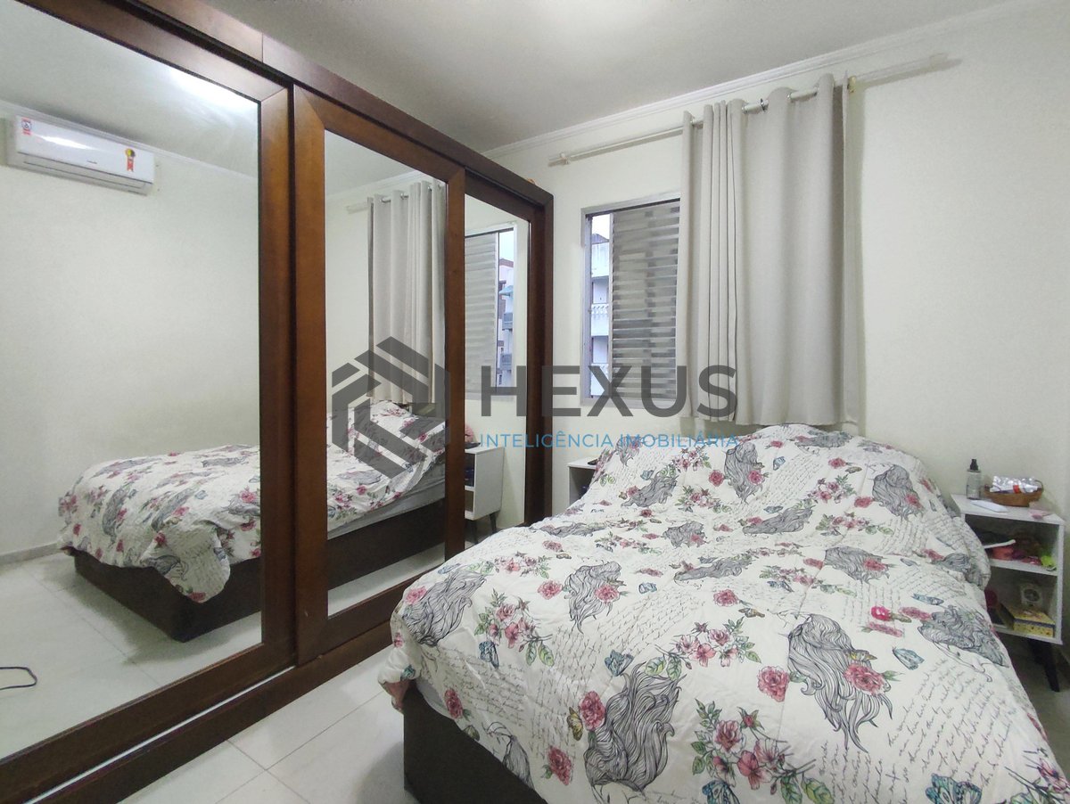 Foto 7 de Apartamento reformado e mobiliado na Praia da Enseada, Guaruja