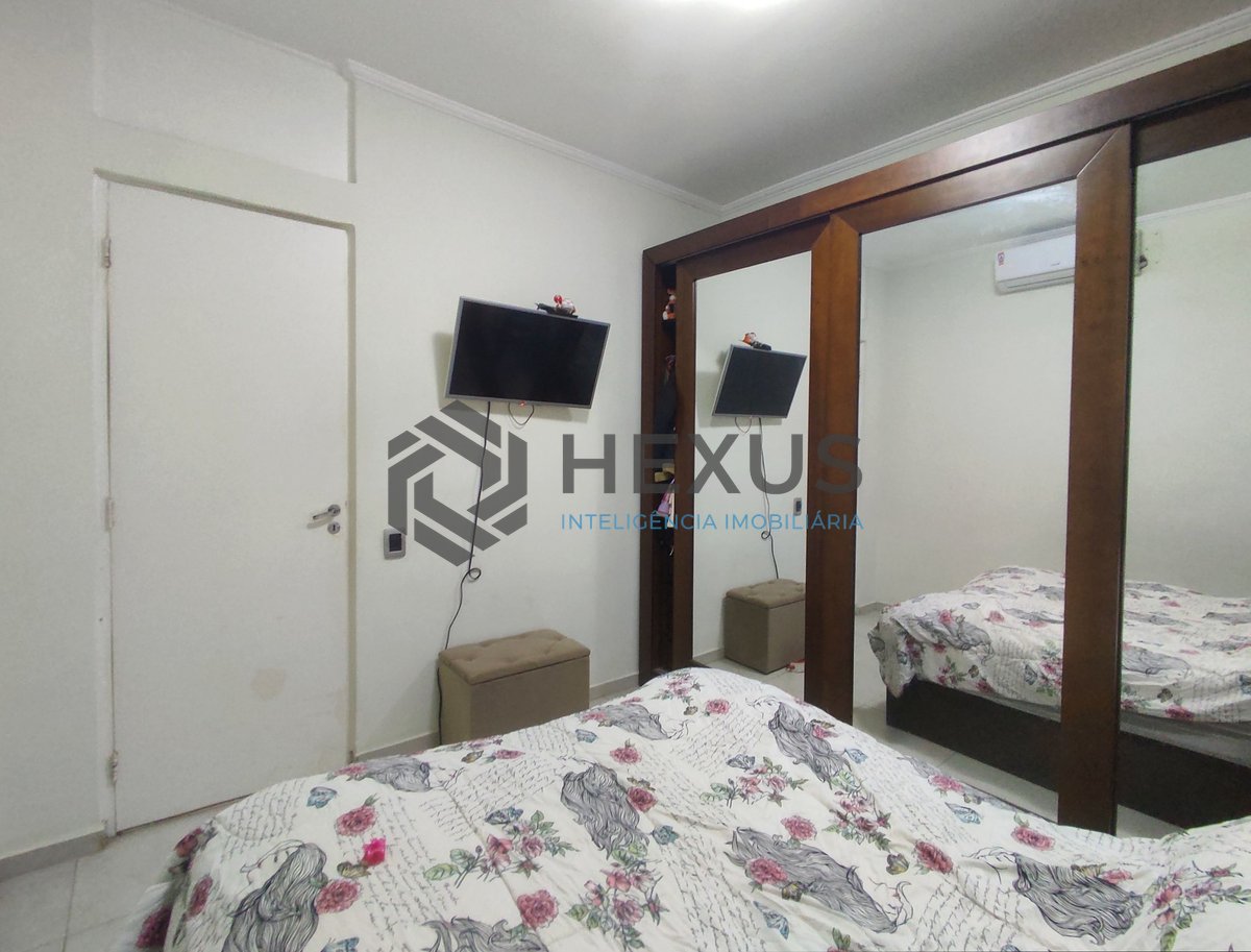 Foto 9 de Apartamento reformado e mobiliado na Praia da Enseada, Guaruja