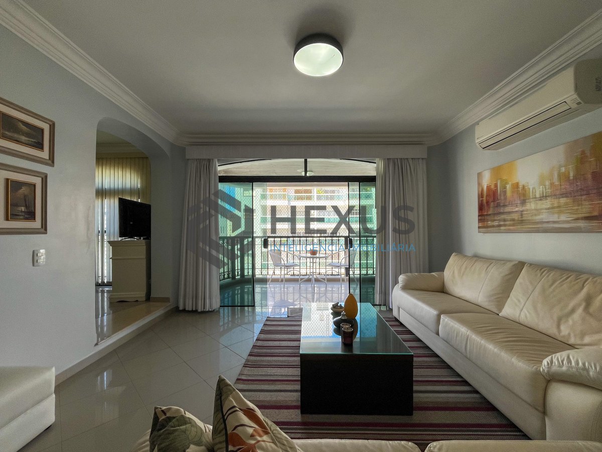 Foto 8 de Apartamento com varanda e vista mar na quadra mar da Praia das Pitangueiras, Guaruja