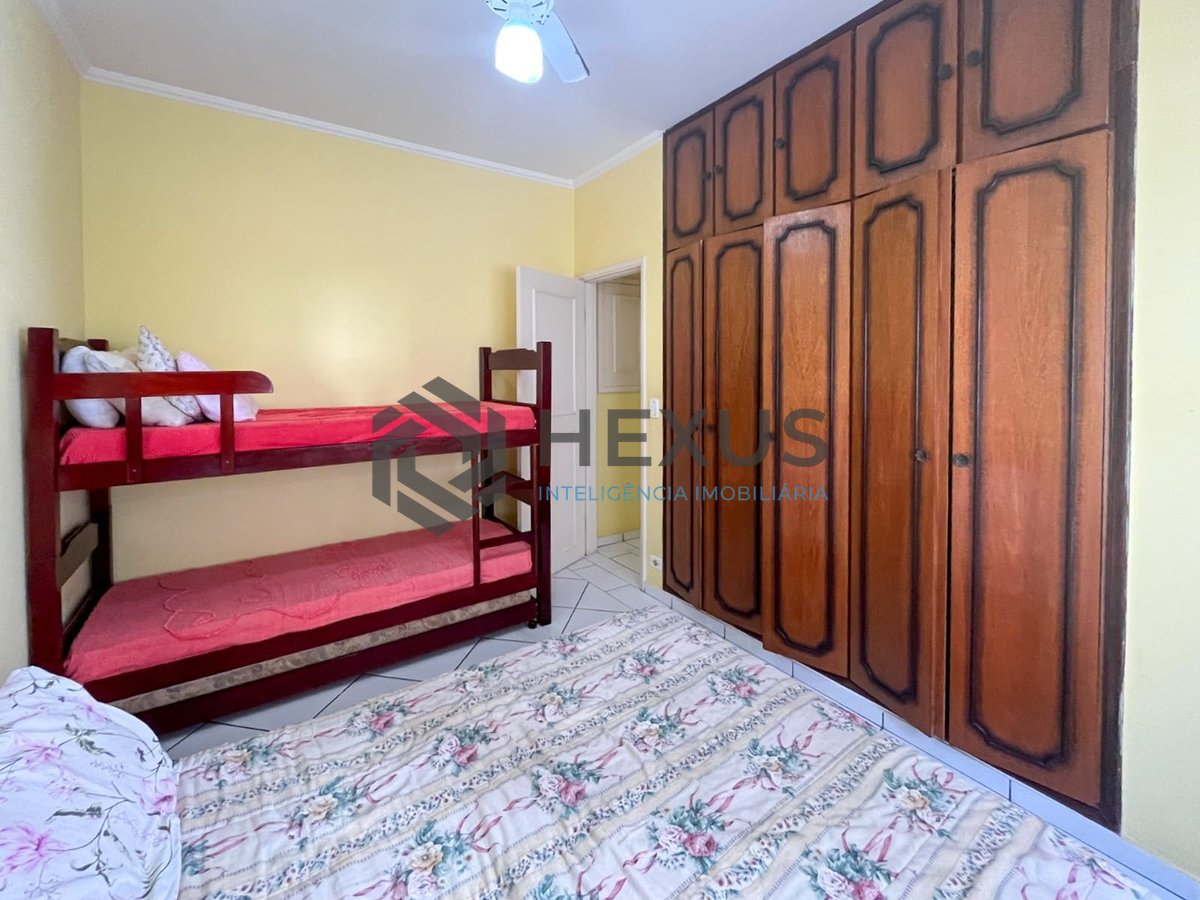 Foto 19 de Apartamento com varanda e vista mar na beira mar da Praia das Pitangueiras, Guaruja