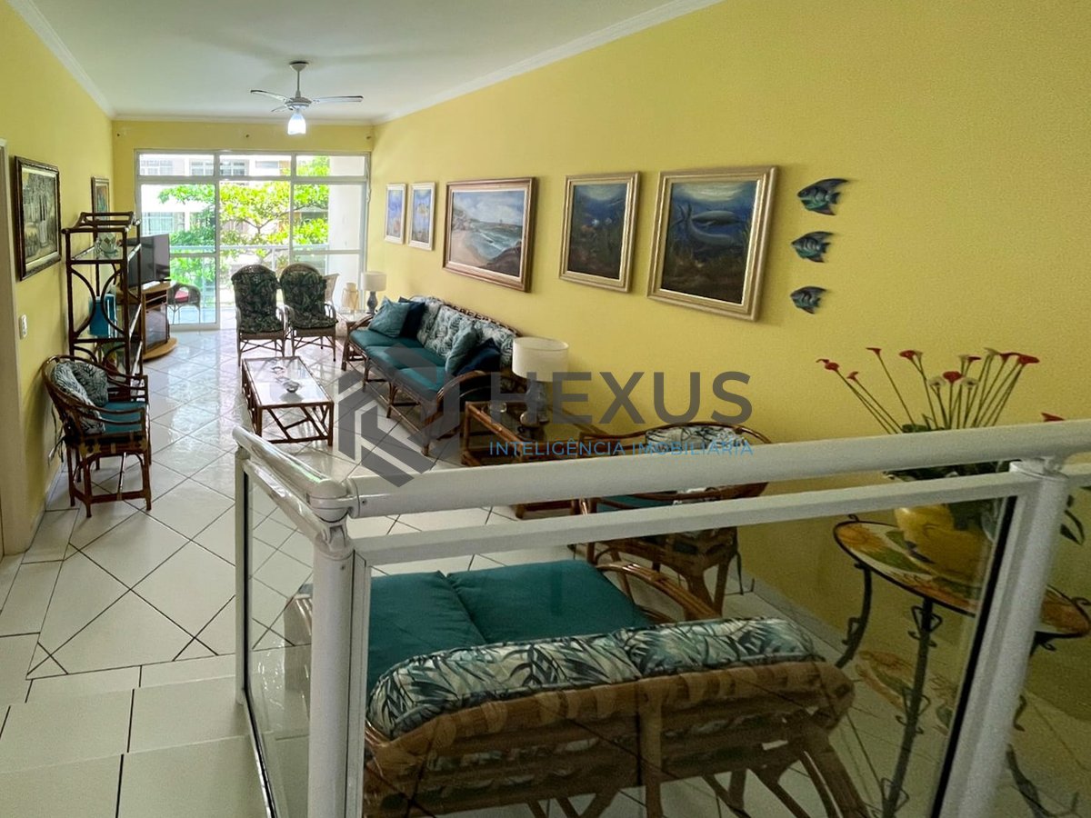 Foto 7 de Apartamento com varanda e vista mar na beira mar da Praia das Pitangueiras, Guaruja