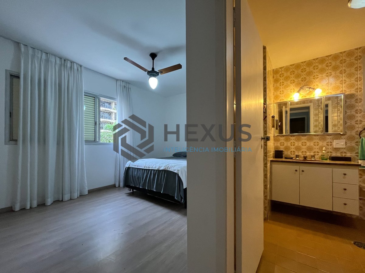 Foto 15 de Apartamento com varanda e lazer na Praia das Pitangueiras, Guaruja