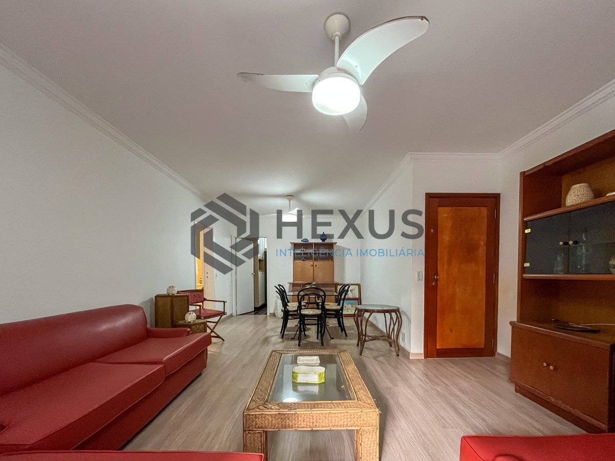 Foto 3 de Apartamento com varanda e lazer na Praia das Pitangueiras, Guaruja