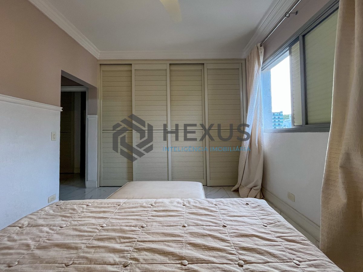 Foto 20 de Apartamento com varanda e lazer na Praia das Pitangueiras, Guaruja