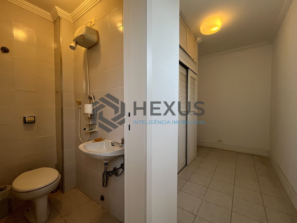 Foto 27 de Apartamento com varanda e lazer na Praia das Pitangueiras, Guaruja
