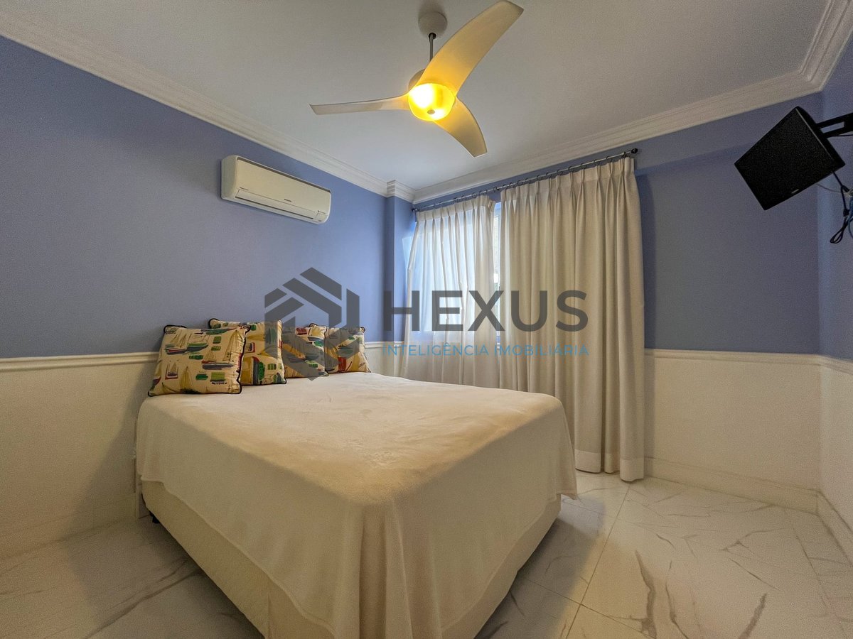 Foto 10 de Apartamento com varanda e lazer na Praia das Pitangueiras, Guaruja