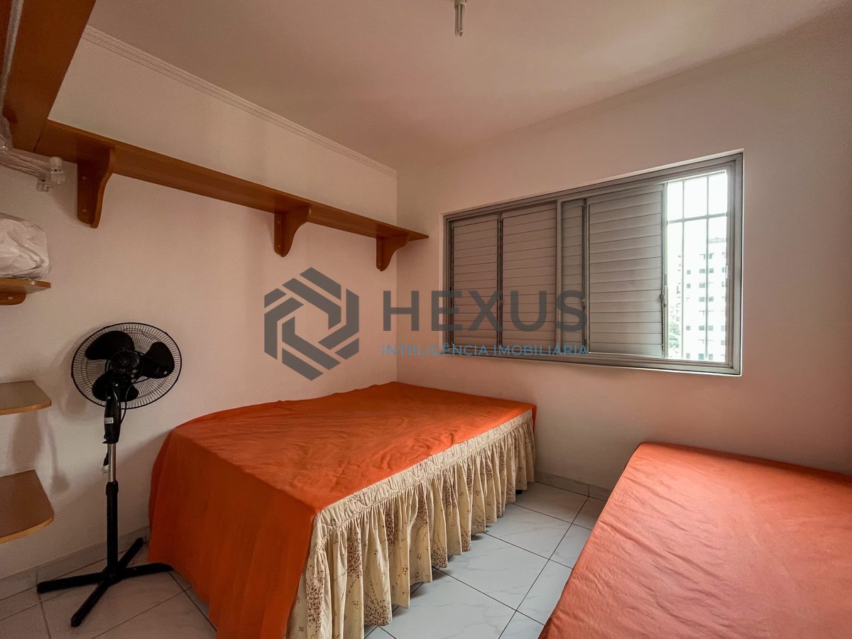 Foto 10 de Apartamento com varanda e vista mar na beira mar da Praia das Pitangueiras, Guaruja