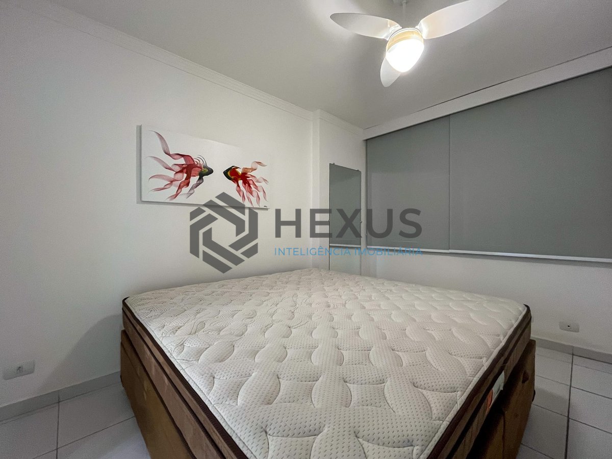 Foto 25 de Apartamento com varanda e vista mar na quadra mar da Praia das Pitangueiras, Guaruja