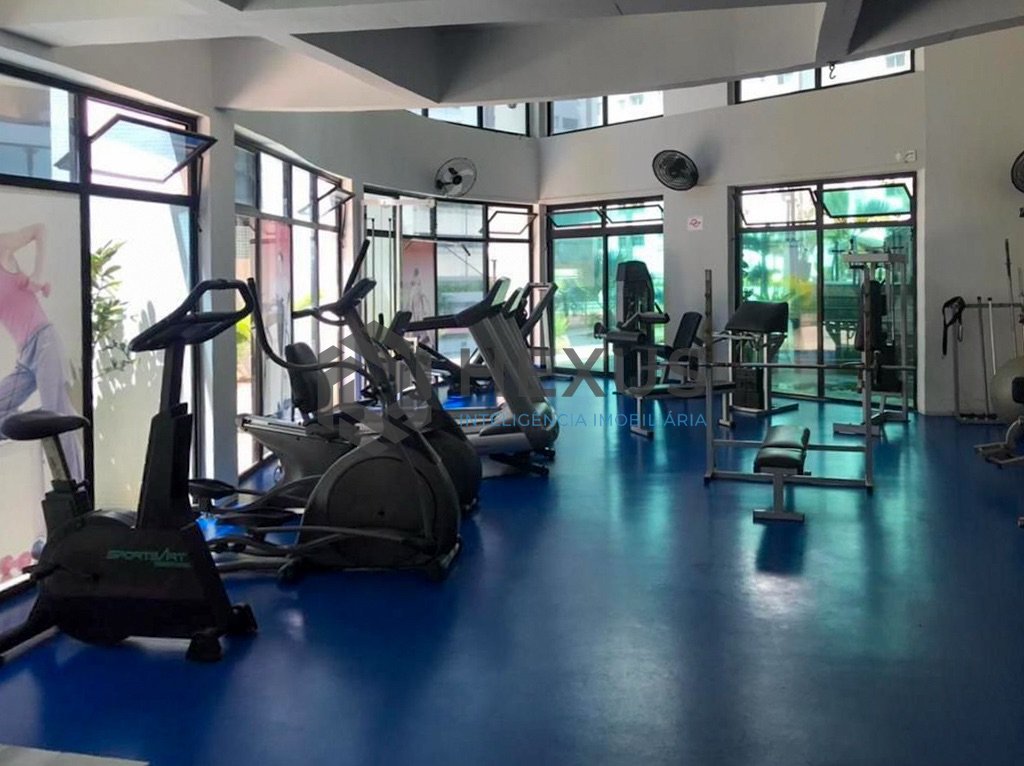 Foto 33 de Apartamento com varanda e lazer completo a duas quadras da Praia das Pitangueiras, Guaruja