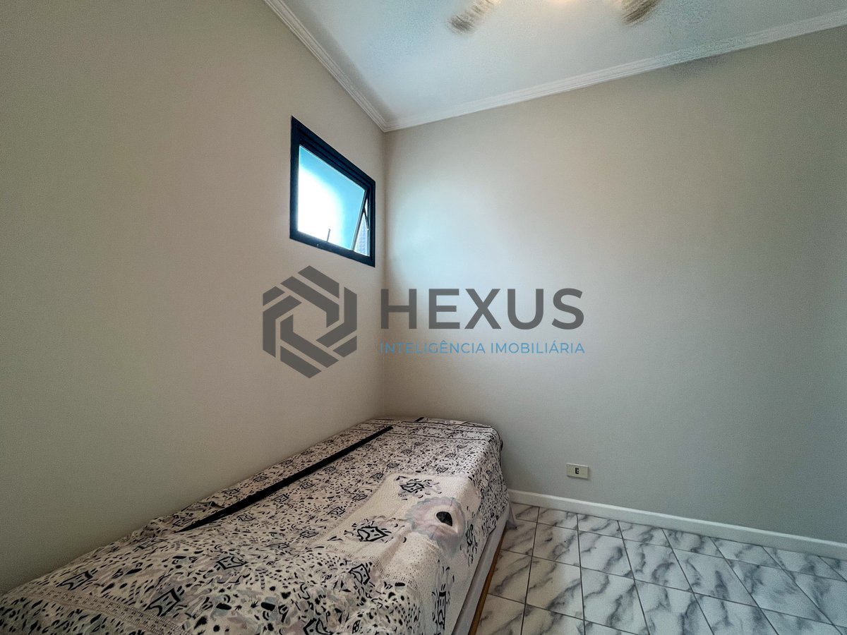 Foto 28 de Apartamento com varanda e lazer completo a duas quadras da Praia das Pitangueiras, Guaruja