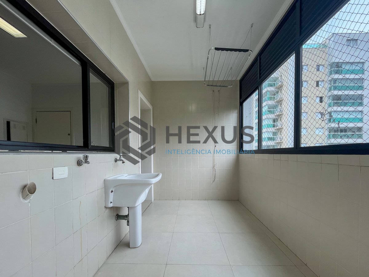 Foto 24 de Apartamento com lazer total, 2 quadras da praia à venda, Pitangueiras, Guarujá, SP