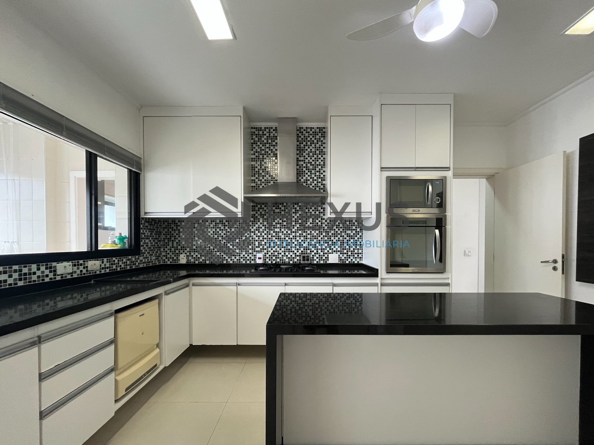 Foto 29 de Apartamento com lazer total, 2 quadras da praia à venda, Pitangueiras, Guarujá, SP