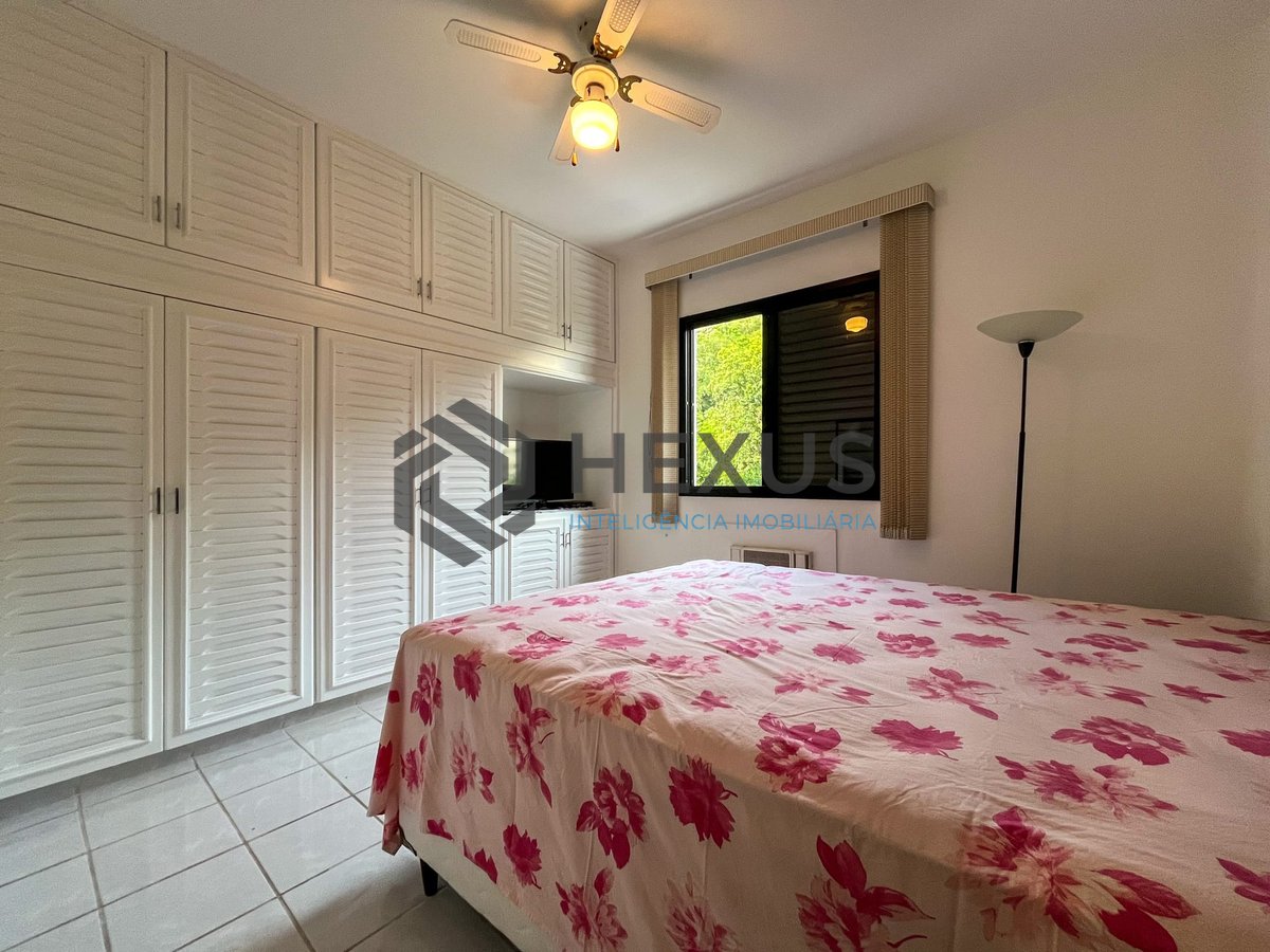 Foto 15 de Apartamento com varanda e lazer na Praia das Pitangueiras, Guaruja