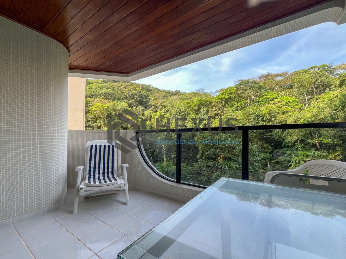 Foto 5 de Apartamento com varanda e lazer na Praia das Pitangueiras, Guaruja