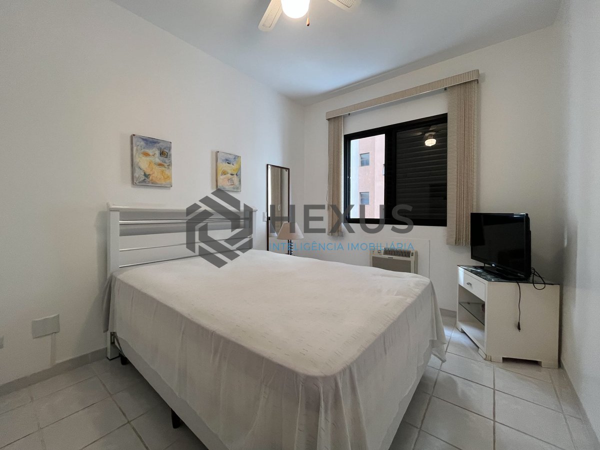 Foto 10 de Apartamento com varanda e lazer na Praia das Pitangueiras, Guaruja