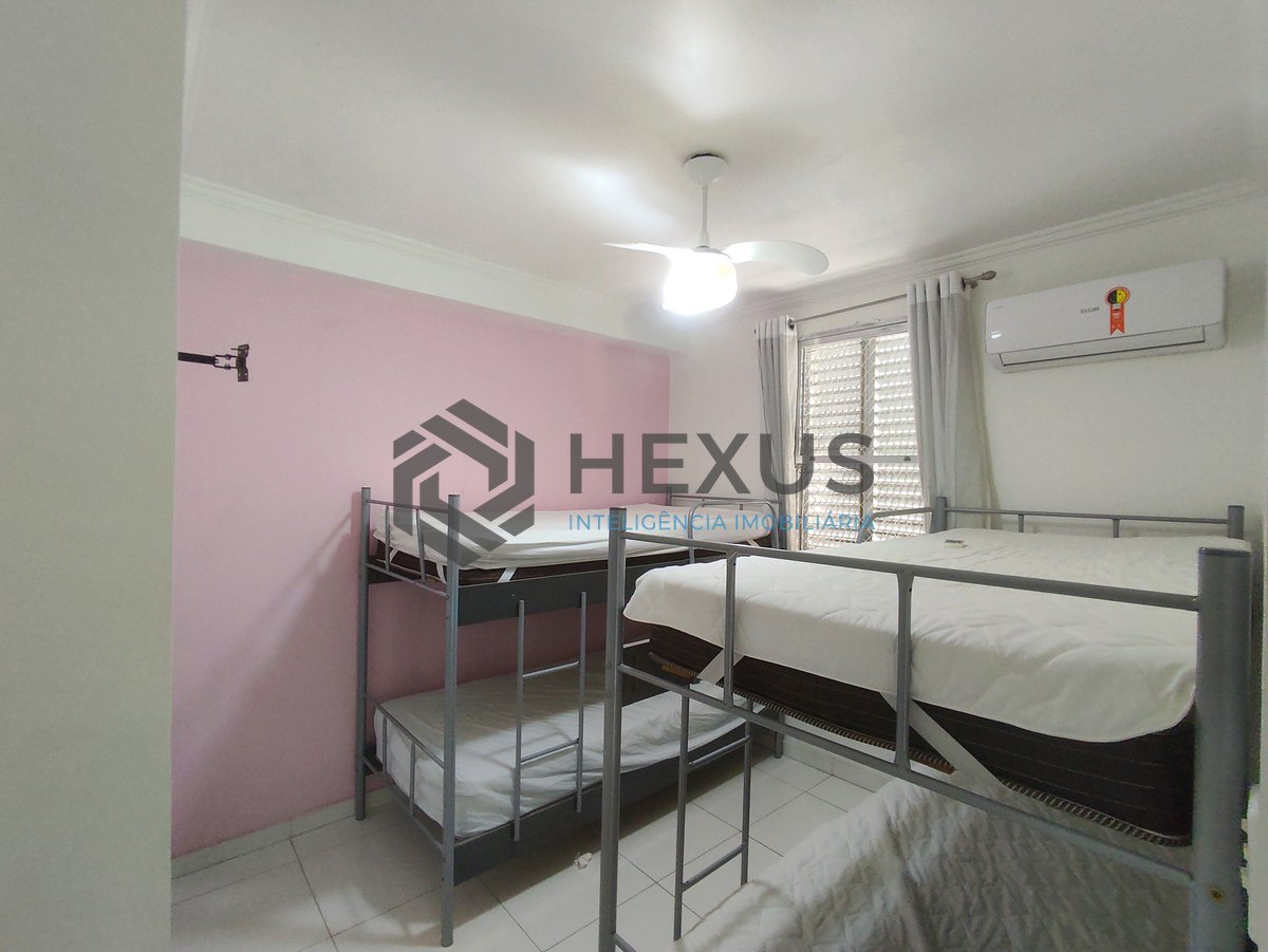Foto 11 de Apartamento duplex reformado e mobiliado a duas quadras da Praia das Asturias, Guaruja