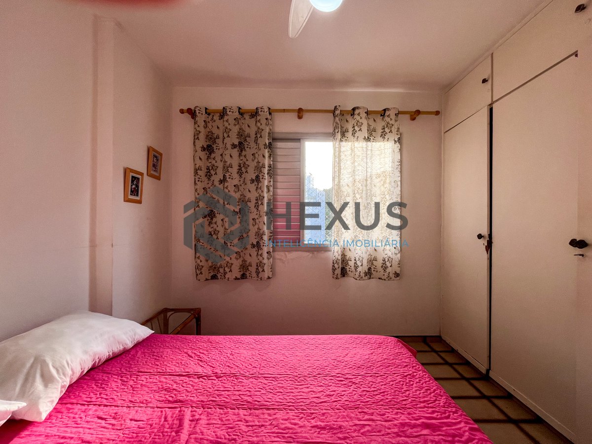 Foto 6 de Apartamento com custo baixo na beira mar da Praia das Pitangueiras, Guaruja