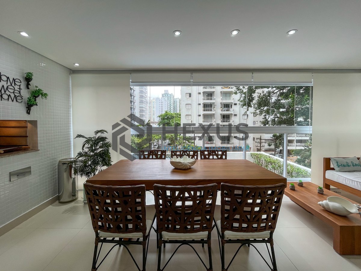 Foto 4 de Apartamento com varanda gourmet e lazer completo na Praia das Pitangueiras, Guaruja