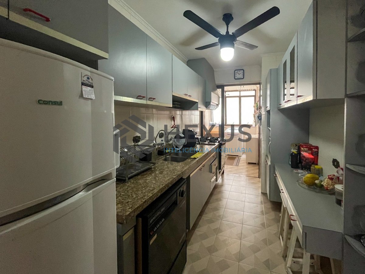 Foto 17 de Apartamento com duas varandas na Praia das Pitangueiras, Guaruja