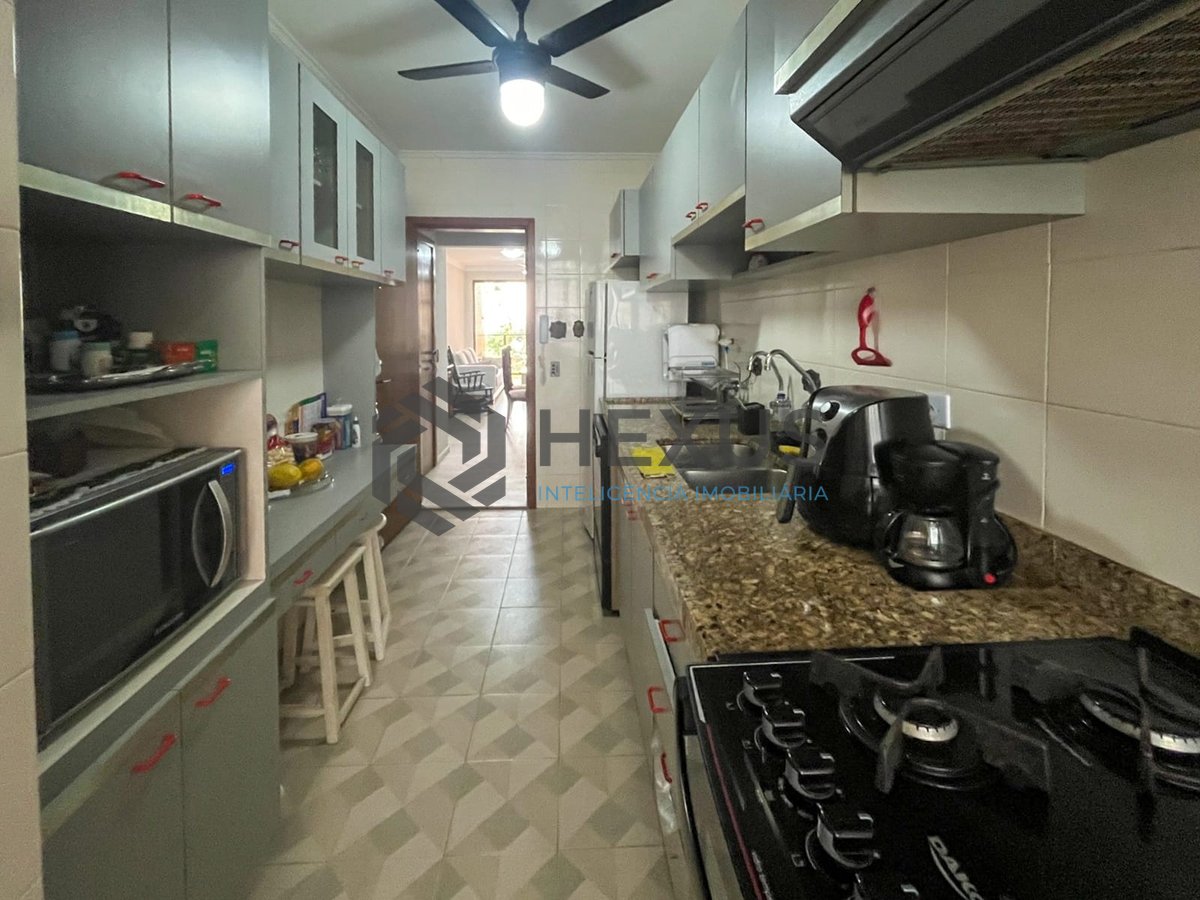Foto 18 de Apartamento com duas varandas na Praia das Pitangueiras, Guaruja