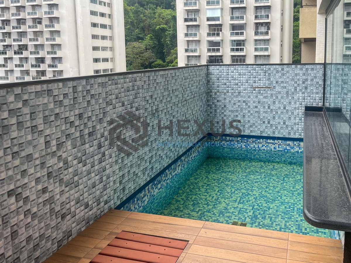 Foto 18 de Apartamento com piscina e churrasqueira na varanda na Praia das Pitangueiras, Guaruja