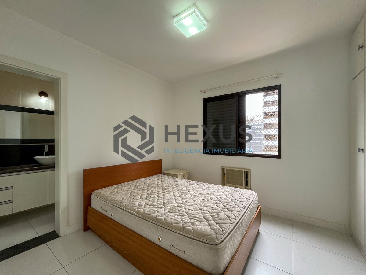 Foto 29 de Apartamento com piscina e churrasqueira na varanda na Praia das Pitangueiras, Guaruja