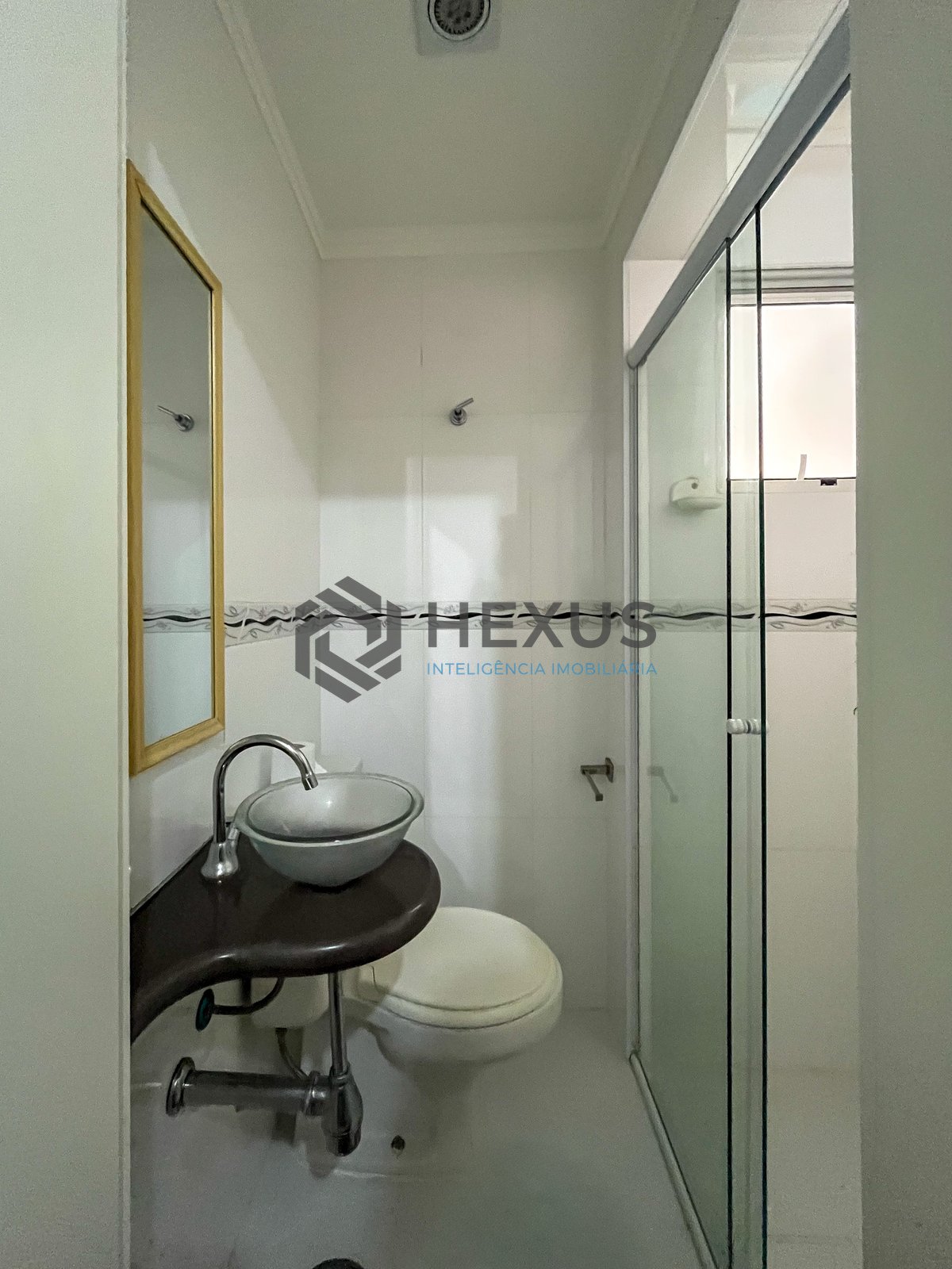 Foto 42 de Apartamento com piscina e churrasqueira na varanda na Praia das Pitangueiras, Guaruja