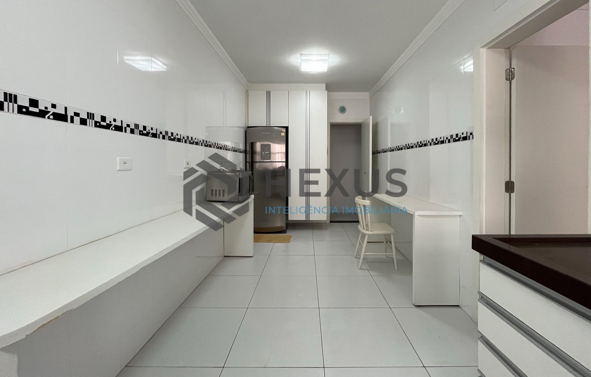 Foto 45 de Apartamento com piscina e churrasqueira na varanda na Praia das Pitangueiras, Guaruja