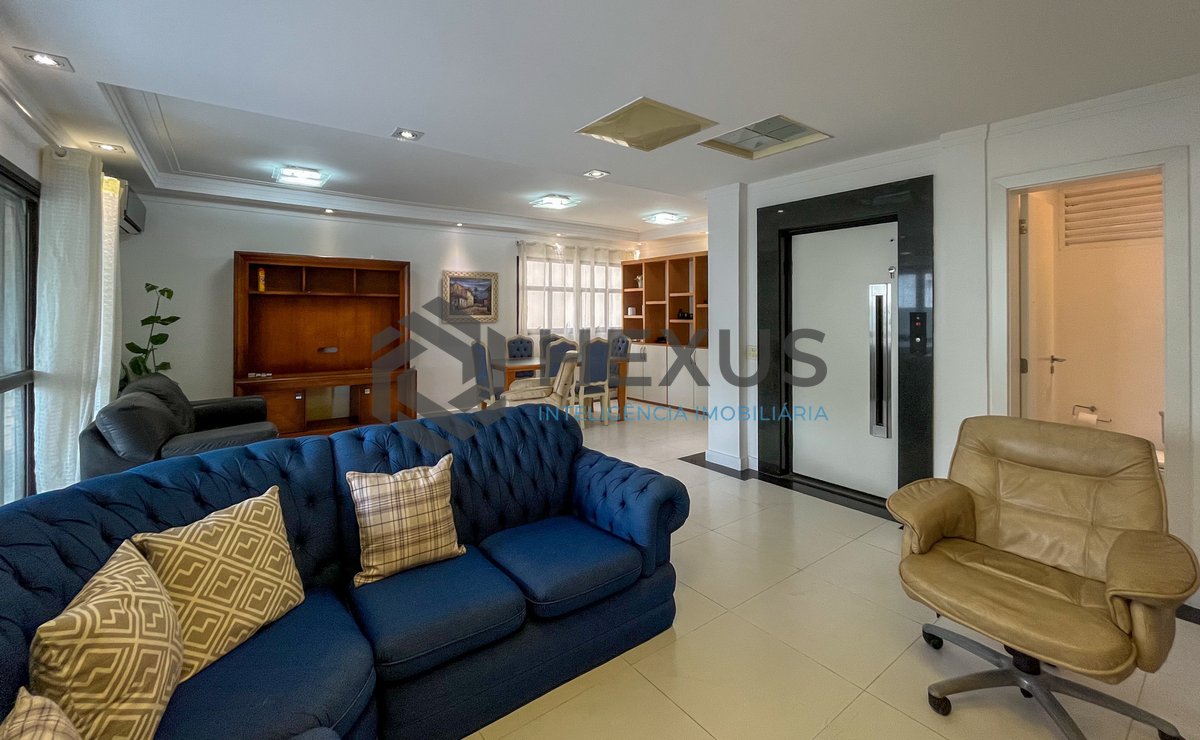 Foto 6 de Apartamento com piscina e churrasqueira na varanda na Praia das Pitangueiras, Guaruja