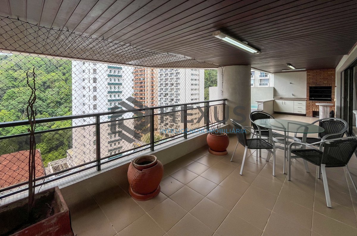 Foto 16 de Apartamento com piscina e churrasqueira na varanda na Praia das Pitangueiras, Guaruja