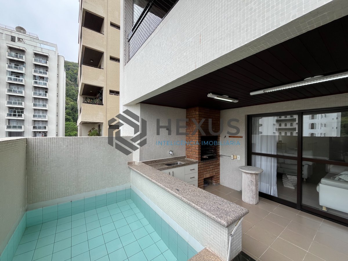 Foto 18 de Apartamento com piscina e churrasqueira na varanda na Praia das Pitangueiras, Guaruja