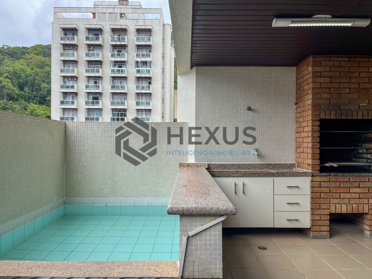 Foto 19 de Apartamento com piscina e churrasqueira na varanda na Praia das Pitangueiras, Guaruja