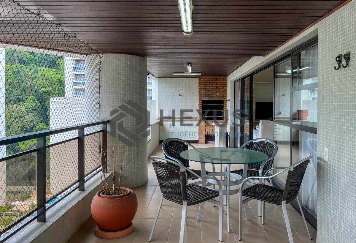 Foto 3 de Apartamento com piscina e churrasqueira na varanda na Praia das Pitangueiras, Guaruja